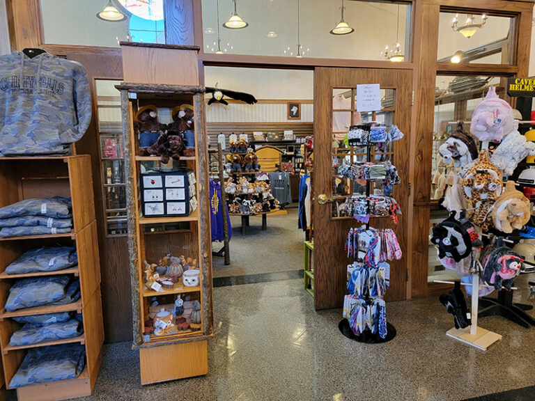 gift-shop2.jpg